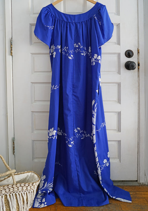 Vintage Hilo Hattie Blue and White Long Hawaiian Muumuu Dress