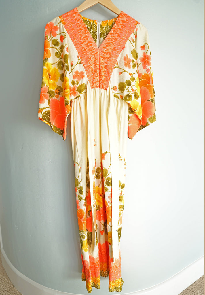 Vintage 1970s Hilo Hattie by Evelyn Margolis Hawaiian Hibiscus Kimono Maxi Dress