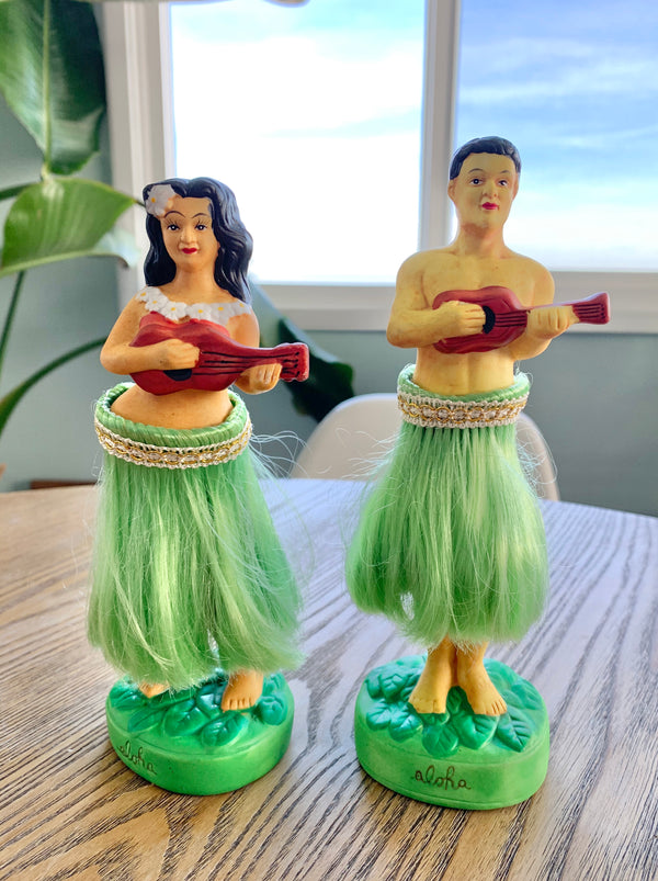 Vintage Pair of Hawaiian Man and Woman Hula Bobble Dancer Figurines Playing Ukuleles
