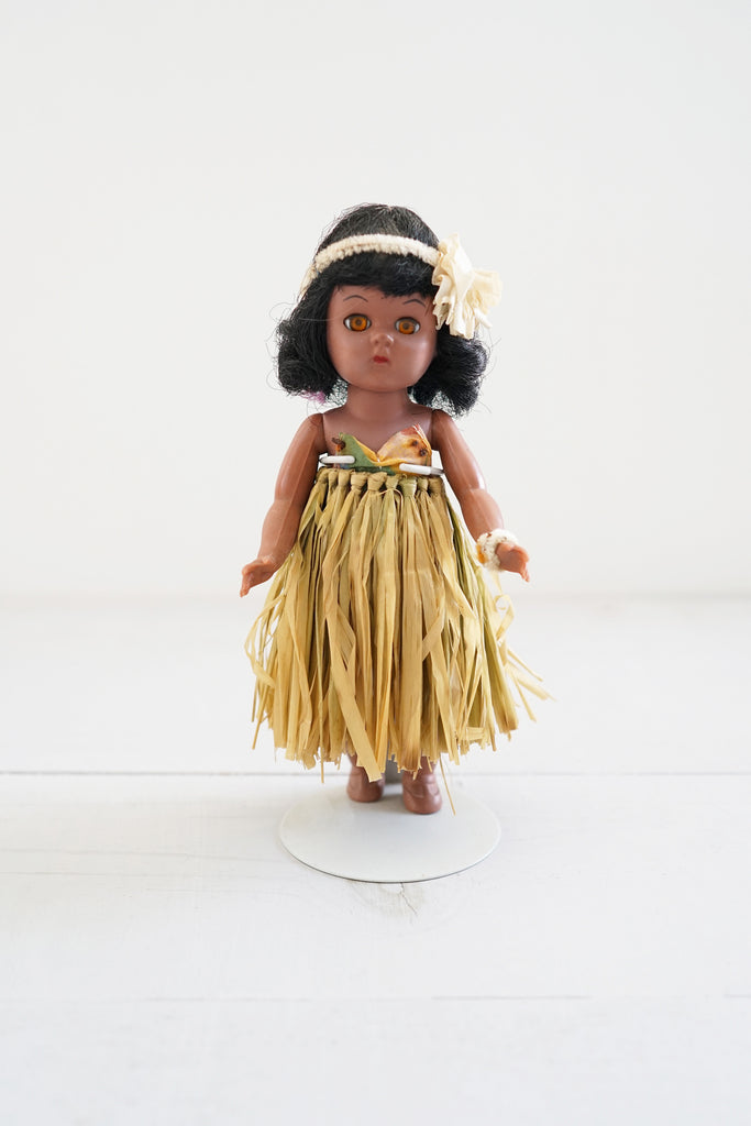 Collectible Vintage Plastic Hula Girl Doll With Removable Stand