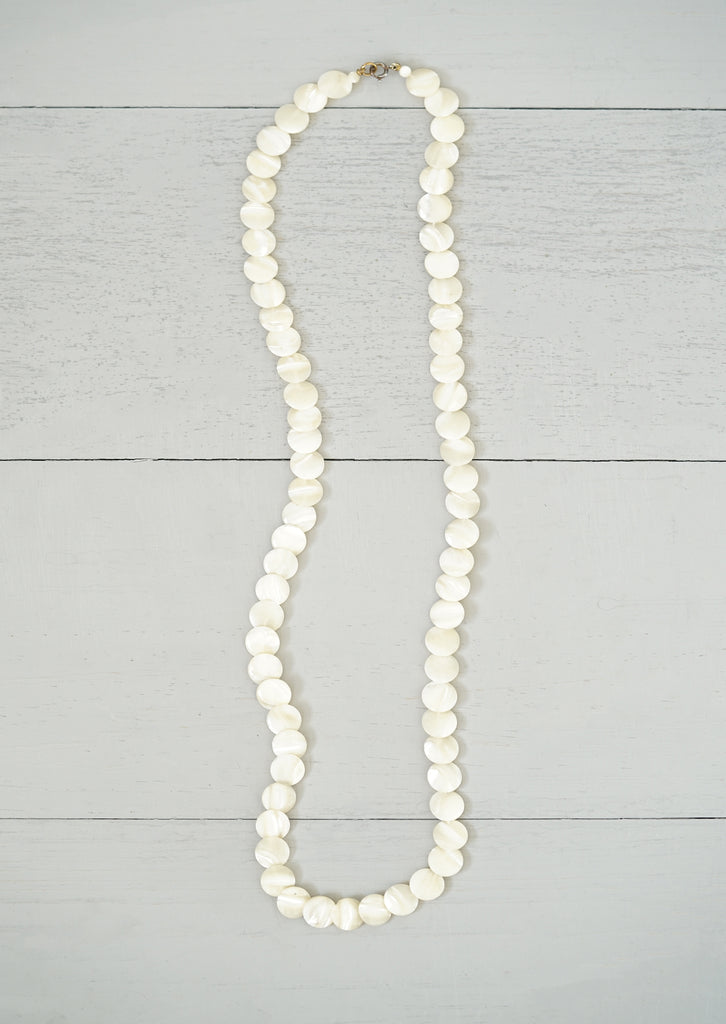 8-9mm Round Yellow Dyed Freshwater Pearl Beaded Necklace | Single pearl  necklace, Necklace, Freshwater pearl beads