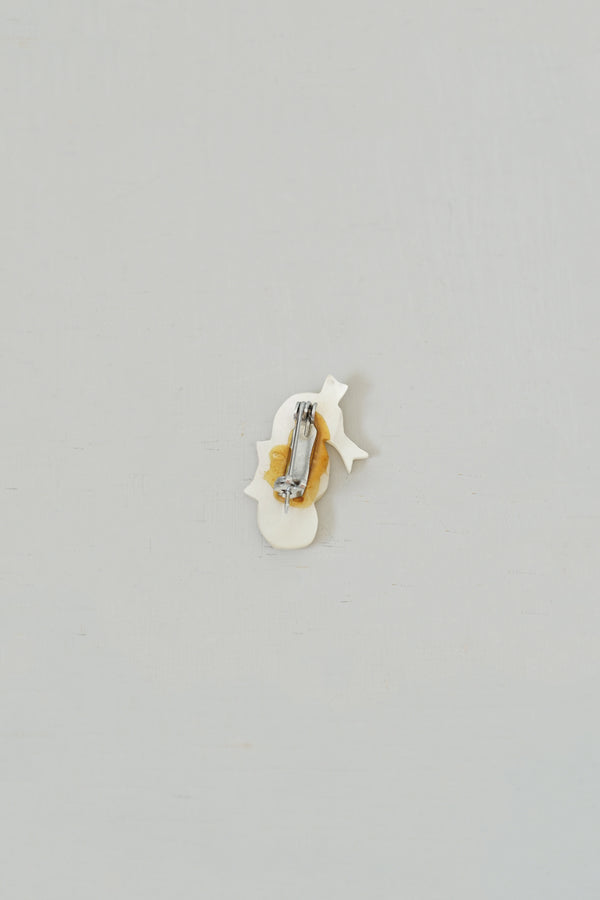 Beautiful Little Vintage Hand-Carved Mother of Pearl Seahorse Pin