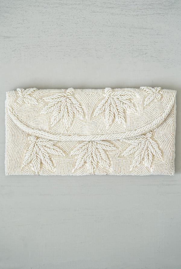Gorgeous 1940s Vintage Hand-Beaded Palm Clutch Bag